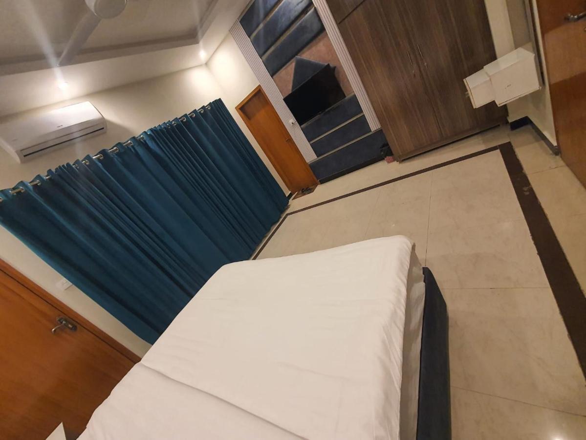Rose Valet Guest House 伊斯兰堡 外观 照片