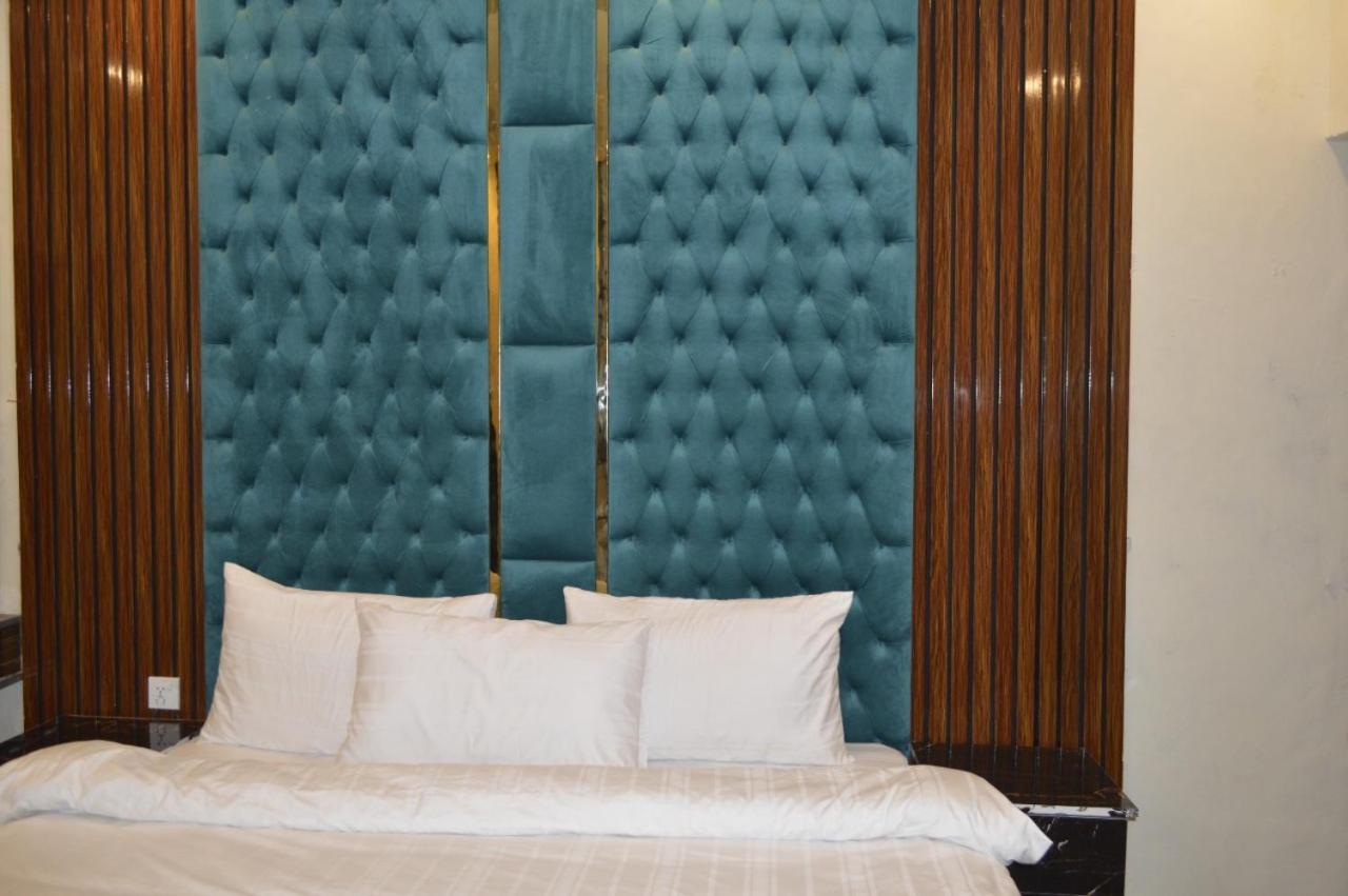 Rose Valet Guest House 伊斯兰堡 外观 照片