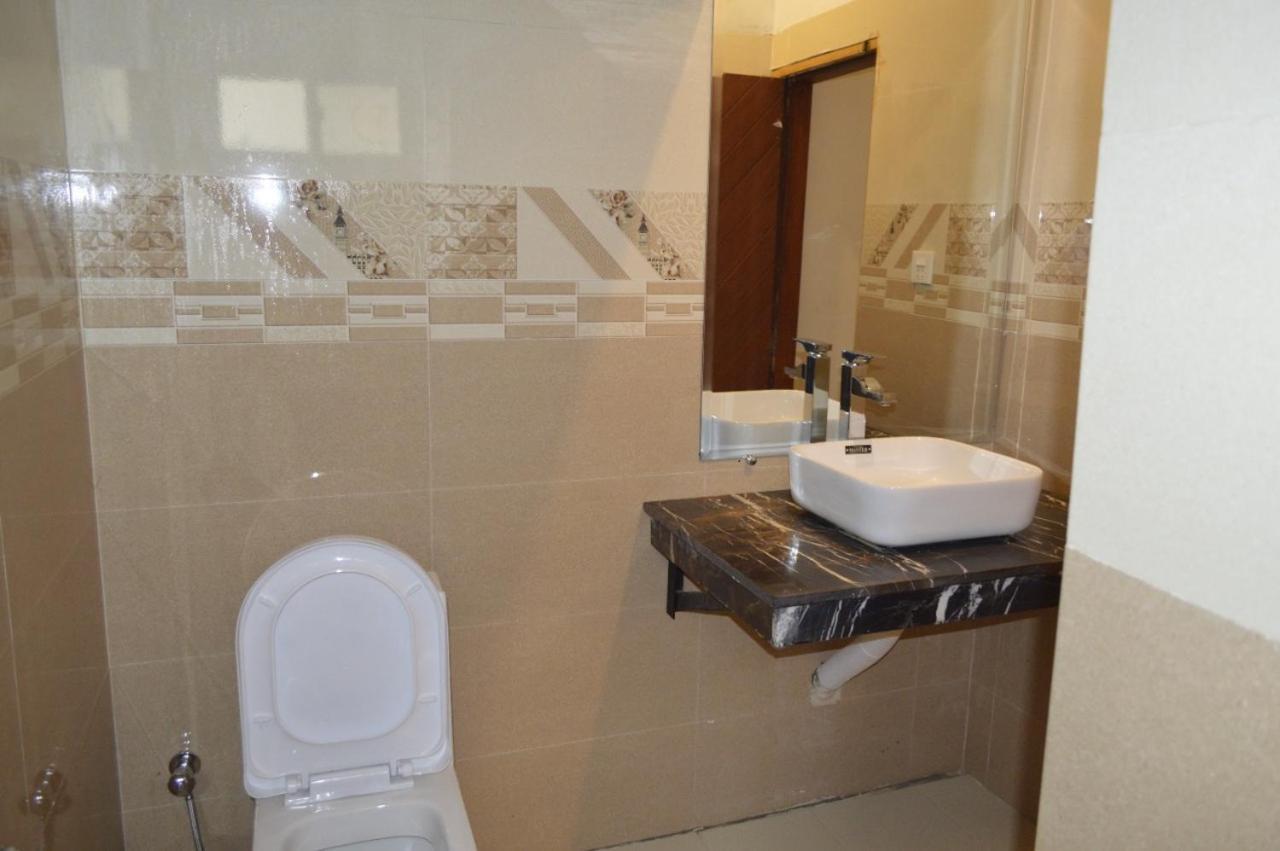Rose Valet Guest House 伊斯兰堡 外观 照片